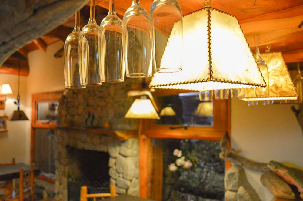 Hosteria Traunco Вилья-ла-Ангостура Экстерьер фото